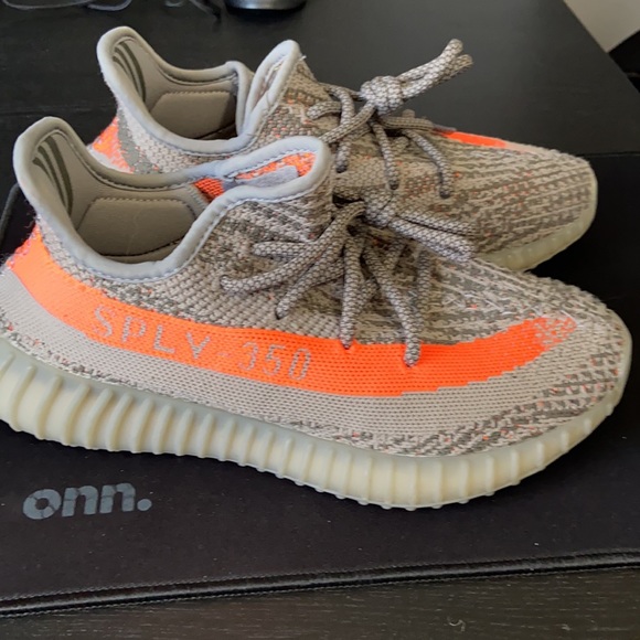 Yeezy boost 350 V2 “beluga” - Picture 3 of 5
